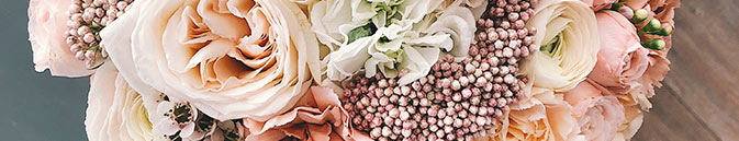 заказывайте цветы в местном магазине в Губкине от Гранд-Флора